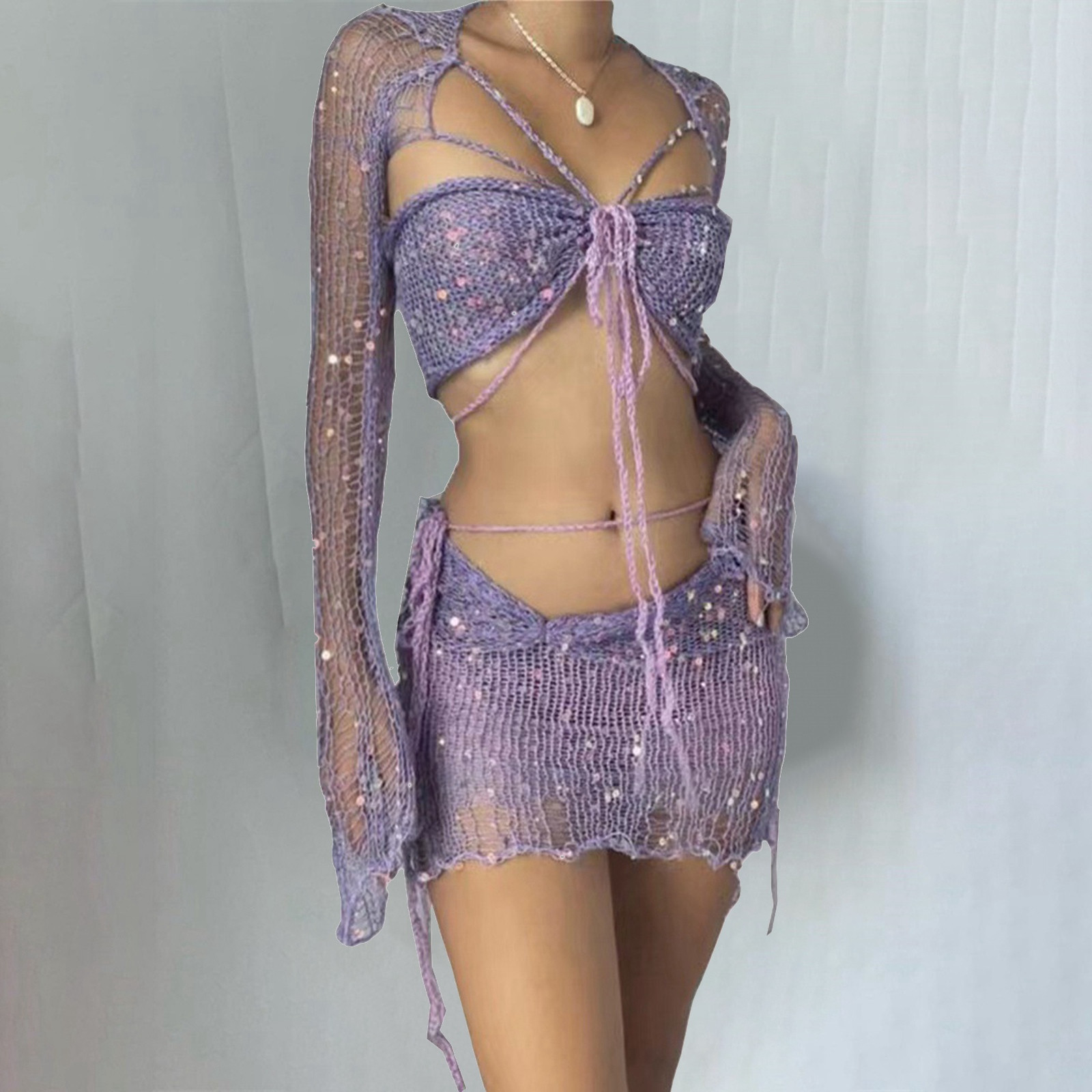 thumbnail image 2 of Conjunto de punto de 3 piezas para mujer: top corto de cuello alto y falda, textura acanalada, hilo de lentejuelas, moderno para fiestas y looks informales., 2 of 4